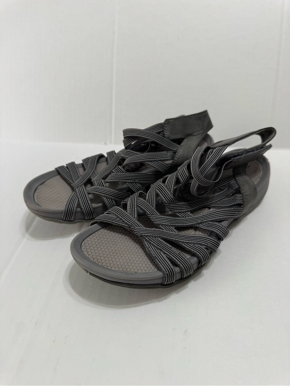 Baretraps Sammie Elastic Strappy Sandals Gray Size 6M
